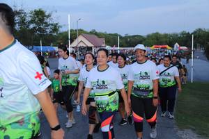 BIB: 
                            <button type="button" onclick="openModal(3630949)" class="btn btn-primary btn-sm float-right btn-popup" data-toggle="modal" data-target=".modal-high-quality">
                        <i class="fas fa-shopping-cart"></i> Add to Cart
                    </button>
                                            <button type="button" onclick="isThisMe(3630949, true)" class="btn btn-success btn-sm float-right btn-popup btn-isme hidden" data-toggle="tooltip" data-placement="bottom" title="นี่คือรูปของคุณใช่ไหม คลิกที่นี่เพื่อเอาเข้าอัลบั้ม">
                        <i class="fas fa-plus"></i> Add to album
                    </button>
                    <button type="button" onclick="isThisMe(3630949, false)" class="btn btn-warning btn-sm float-right btn-popup btn-isnotme hidden">
                        <i class="fas fa-ban"></i> Remove from album
                    </button>